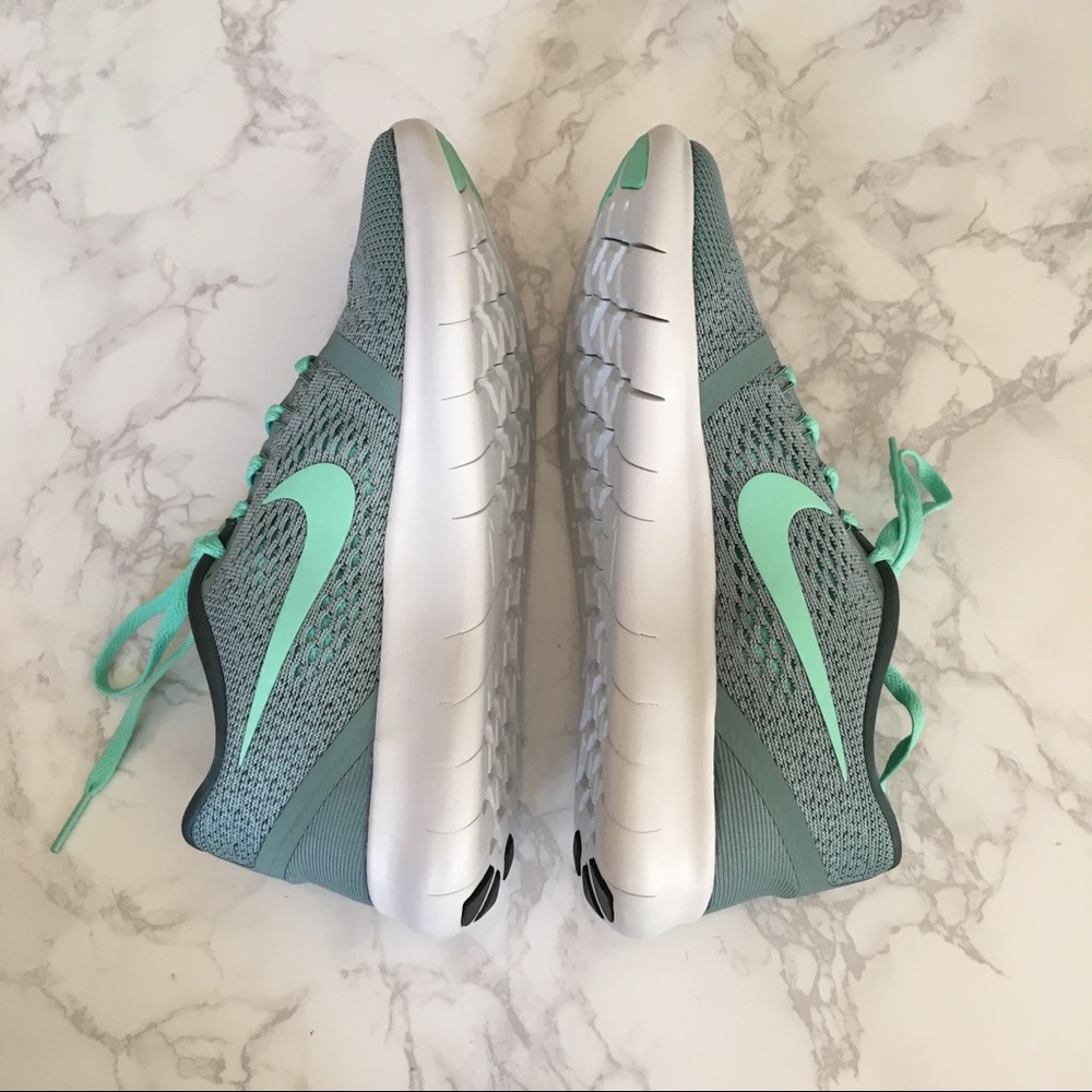 • NIKE • Cannon & Green Nike Free RN Shoes - Picture 3 of 8